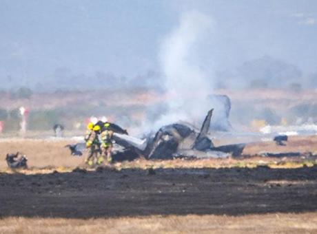 ABD’de hava üssü yakınlarında düşen F-35 savaş uçağı alev aldı