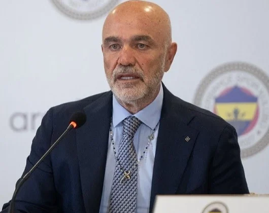 Fenerbahçeli yöneticinin yeni rotası belli oldu: Yıldız oyuncunun transferi için yola çıkacak