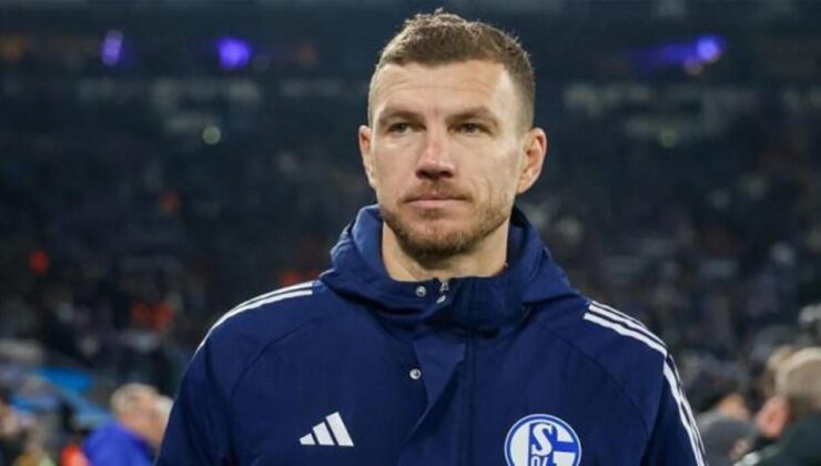40 yaşındaki Dzeko’dan 1 yıllık anlaşma