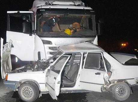 Kastamonu’da feci kaza! TIR ile otomobil çarpıştı; karı koca yaşamını yitirdi