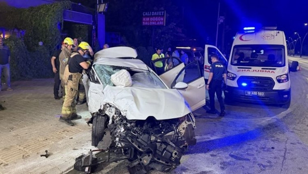 Bursa’da feci kaza… 2 kişi öldü, 2 kişi yaralandı