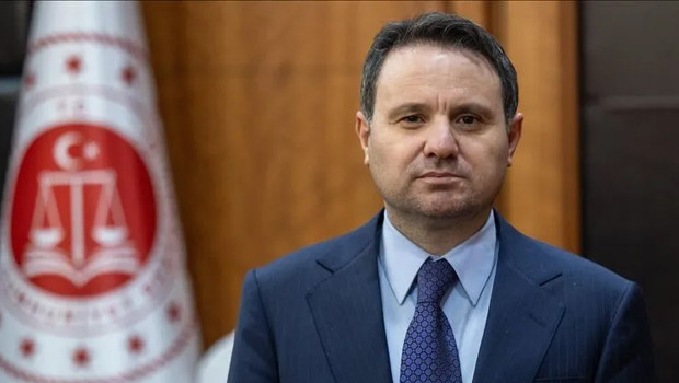 Bakan Gürlek duyurdu | Yasa dışı bahis ve kaçakçılık operasyonu: 68 şüpheli gözaltında