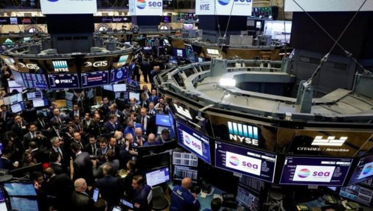 New York borsası karışık seyirle açıldı