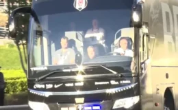 Beşiktaş derbi için stada ulaştı