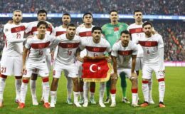 4-1’lik maçta tribünler sadece bir ismi alkışladı
