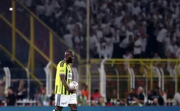 Fenerbahçeli taraftarlardan büyük tepki: “Bunu nasıl yaparsınız?”