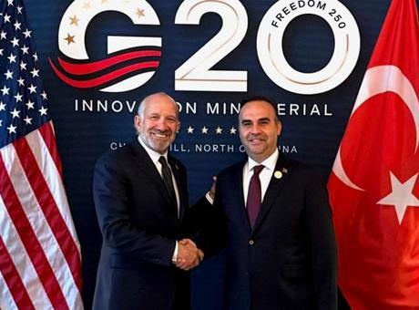 Bakan Kacır’dan G20’de diplomasi trafiği
