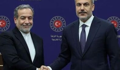 Dışişleri Bakanı Hakan Fidan İranlı mevkidaşı Arakçi ile telefonda görüştü