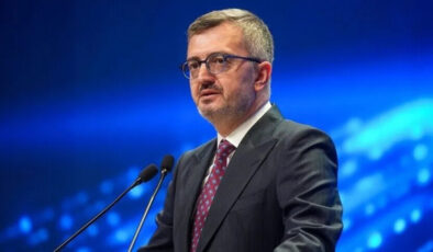 İletişim Başkanı Duran’dan Avrupa şampiyonu olan A Milli Kadın Voleybol Takımı’na tebrik