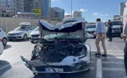 Beylikdüzü’nde zincirleme kaza! Yaralılar var