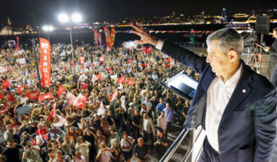 Boyun eğmeyenler tarihe geçti