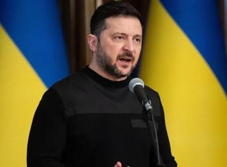 Ukrayna lideri Zelenski’den yaptırım yağmuru! ‘Eski basın sözcüsü de var’