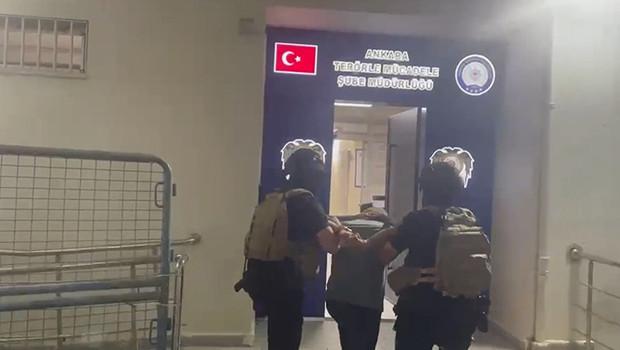 FETÖ’nün gizli evlilik havuzuna şafak operasyonu: 60 gözaltı
