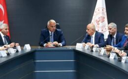 Bakan Ersoy Kahramanmaraş’ta talepleri dinledi