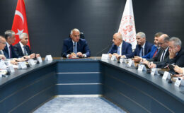 Bakan Ersoy Kahramanmaraş’ta valiler, belediye başkanları ve milletvekillerinin taleplerini dinledi
