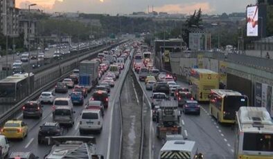İstanbul’da trafik yoğunluğu yüzde 78’e ulaştı
