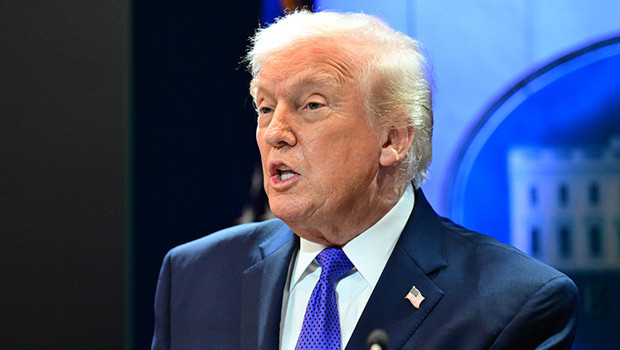 Trump’tan faiz oranlarının düşürülmesi çağrısı