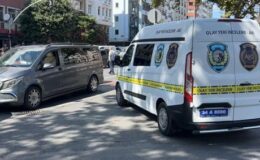 Fatih’te feci kaza! Karşıya geçmeye çalışan 20 yaşındaki gence iki araç çarptı: Hayatını kaybetti