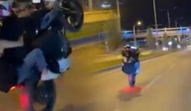 Yer: Malatya! Motosikletle tehlikeli yolculuk kamerada