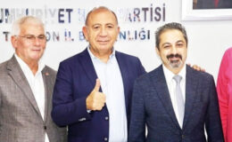 Gürsel Tekin’in görevi sona erdi