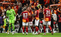 Galatasaray, Trabzonspor maçı kamp kadrosunu açıkladı! 4 eksik