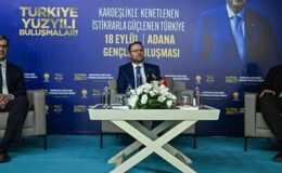 Adalet Bakanı Gürlek, Adana’da gençlerle buluştu