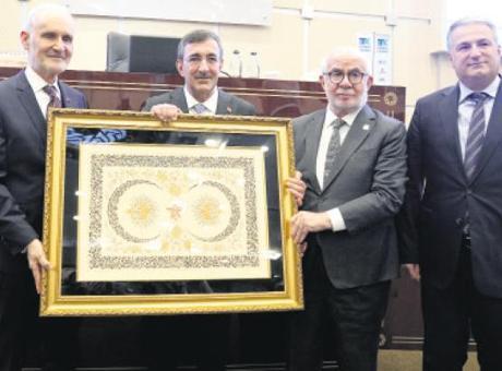 Türkiye istikrarla fırsat penceresi açtı