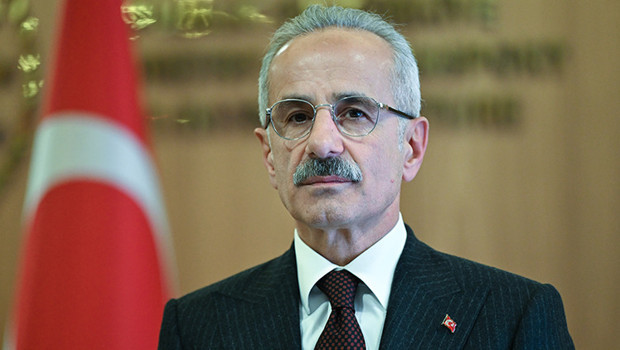 Bakan Uraloğlu’ndan deprem açıklaması: Ulaşım ve haberleşme altyapısında olumsuzluk yok