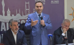 Bakan Kacır: O liderin yanında olmaktan büyük bir şeref duyuyoruz
