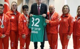 Cumhurbaşkanı Erdoğan, Türkiye Özel Sporcular Spor Federasyonu temsilcilerini kabul etti