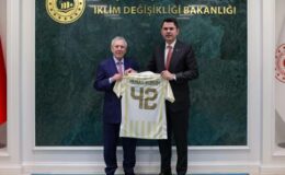 Bakan Kurum, Fenerbahçe Kulübü Başkanı Aziz Yıldırım ile görüştü