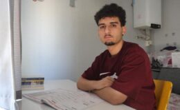 Perdeyle ikiye bölünen 18 metrekarelik konteynerde tıp kazandı