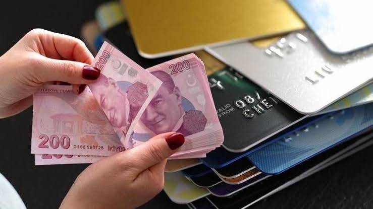 Kredi kartlarında yeni dönem: BDDK talimatı verdi!