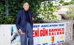 Dünyanın her yerinden geliyorlardı! 96 yaşındaki Eşref Amca’dan sürpriz karar