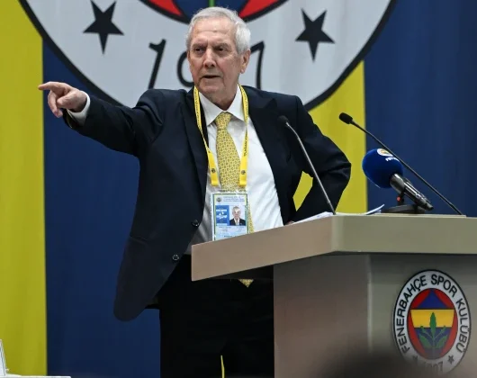 Aziz Yıldırım ‘menajeri devamlı arıyor’ deyip çarpıcı gerçeği açıkladı! “Sözleşmesini feshedersek…”