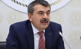 Okullarda ders saatleri kısalıyor: Koşullar duyuruldu! 30’a düşürülüyor