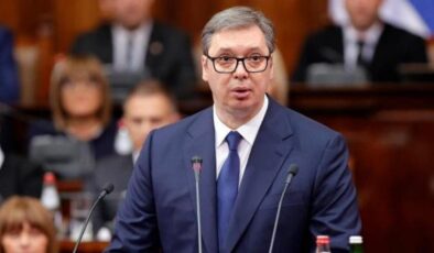 Sırbistan Cumhurbaşkanı Vucic, 27 Eylül’de istifa edeceğini duyurdu