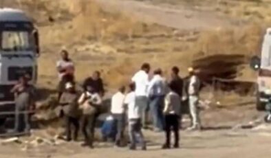 Üzerine inşaat malzemesi düşen işçi ağır yaralandı