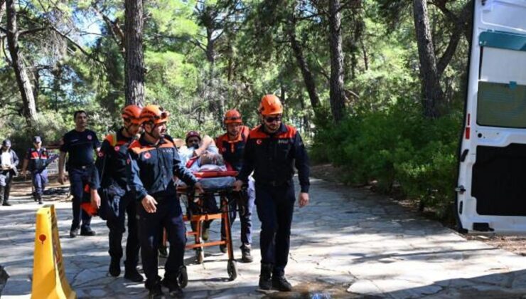 6 metreden düşen Rus turist kurtarıldı