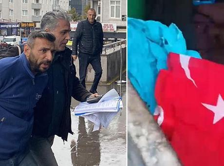 Bayrakları çöpe kendisi attı, ‘Vatan hainleri’ diye paylaştı