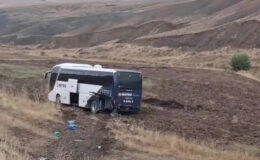 Yolcu otobüsü tarlaya girdi: 9 kişi yaralandı