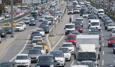 İstanbul’da haftanın ilk iş günü trafik kilit! Yoğunluk yüzde 69’a kadar çıktı