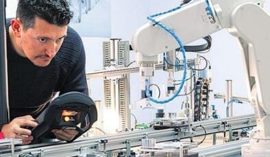Fabrikalarda 5 milyon robot çalışıyor