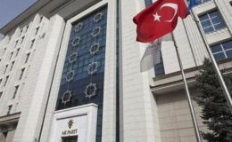 Farklı siyasi partilerden 136 kişi AK Parti’ye katıldı