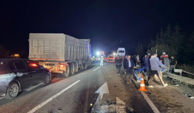 Kütahya’da zincirleme trafik kazası: 7 yaralı