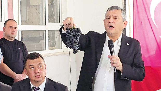 Üreticiyle buluşan Özel’den tarıma yeni model