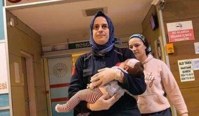 Kanepeden düşen 2 aylık bebeğin kafatası kırıldı! Durumu ağır