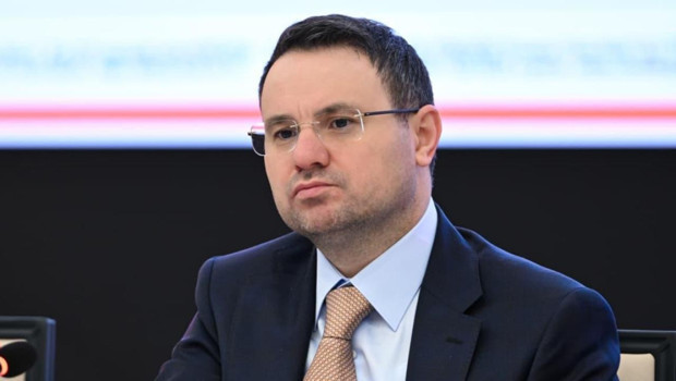 “Anayasa ülkemize dar gelmektedir”