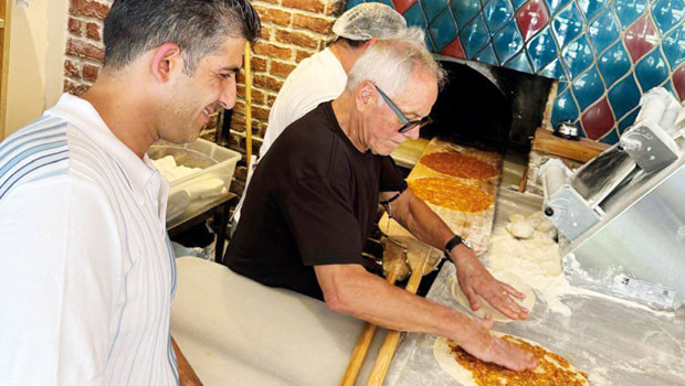 Oscar’ın şefi lahmacun pişirdi