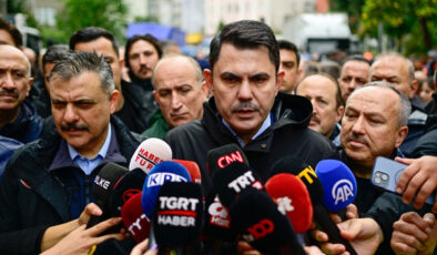 Bakan Kurum ve Bakan Çiftçi Ayazağa’da incelemede bulundu! ’60 bin personel sahada’